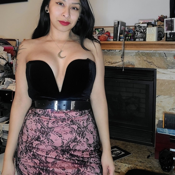 Lace skirt - Picture 5 of 5